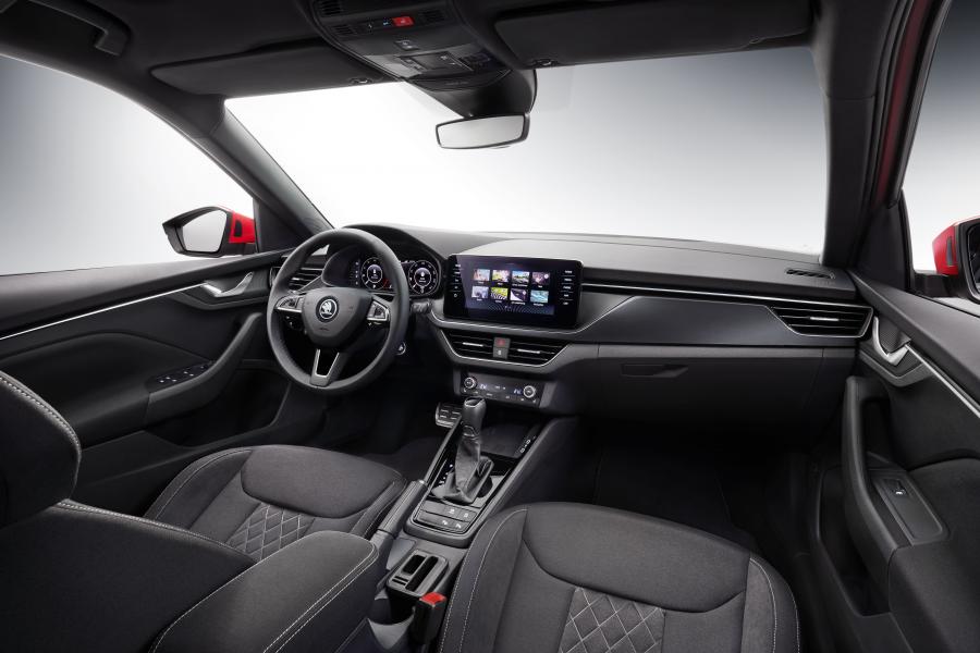 Торпедо Skoda Kamiq 2019 года  (WW) (фото 16 из 217)